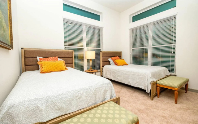 Huge Condo Great Price I Downtown Houston