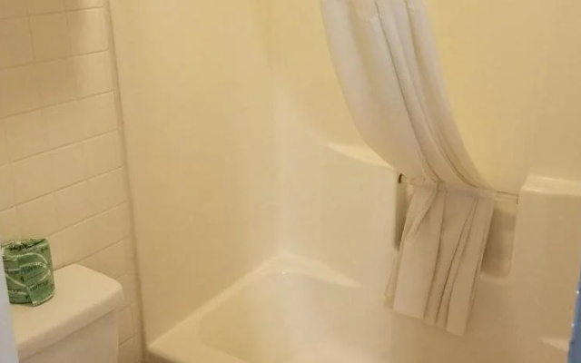 Charleston Creekside Inn
