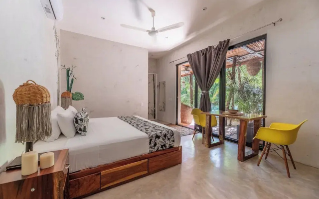 Trece Lunas Tulum