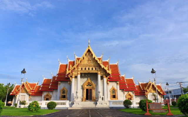 Raya Sukhumvit Bangkok