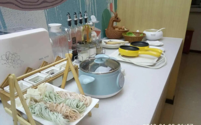 HanTing Hotel (Kaifeng Bao Gong Temple Xisi Night Market)