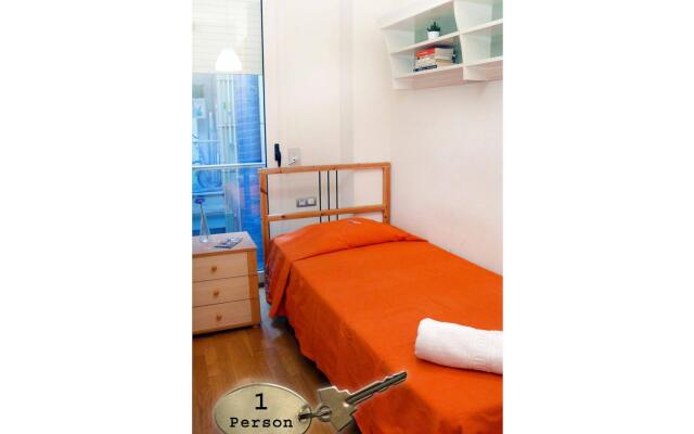 Отель Martha's Guesthouse Испания, Барселона - отзывы, цены и фото номеров - забронировать отель Martha's Guesthouse онлайн комната для гостей