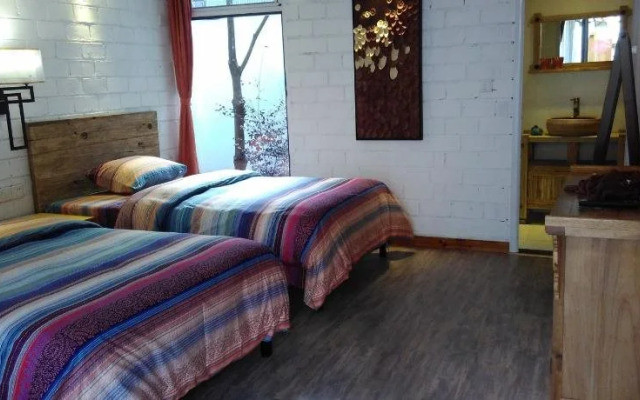 Leshan FODI Inn