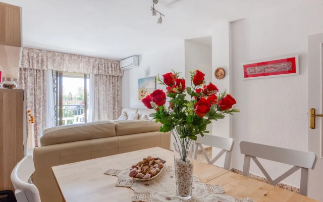 Lovely Apartment in Fuengirola With Private Swimming Pool