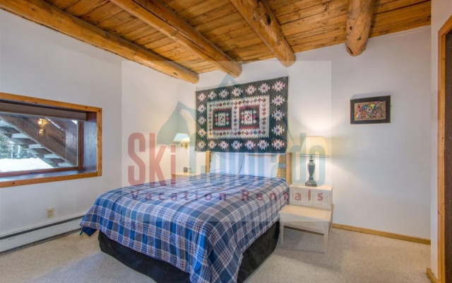 North Peak Lodge