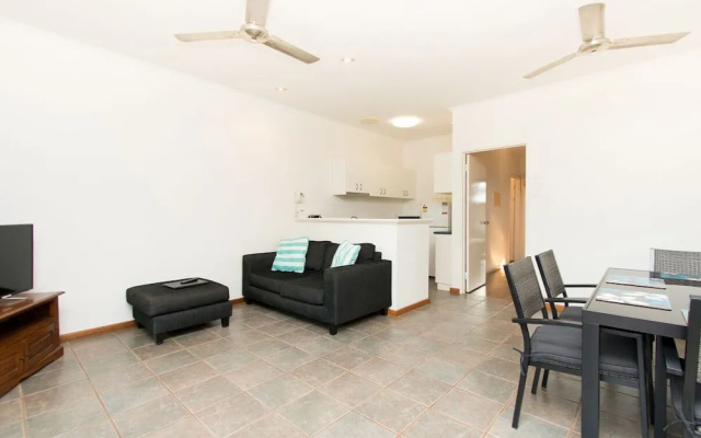 Cable Beach Apartments