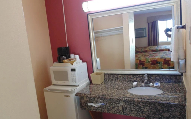 Western Inn & Suites