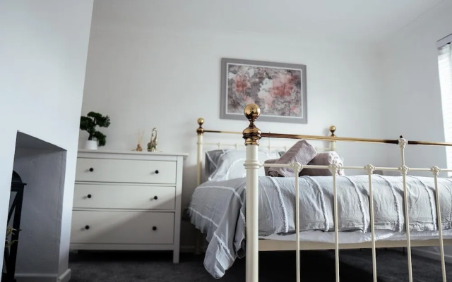 Inviting 4-bed House in Kettering