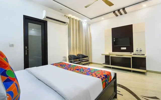 Hotel Greysky Residency New Delhi
