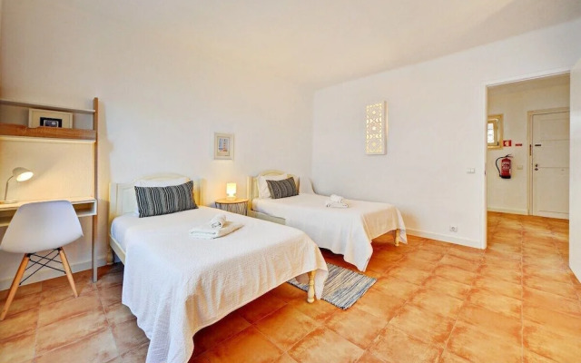 Prainha Calm Retreat in Alvor