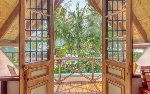 El Ballenato de Bahia Whole House