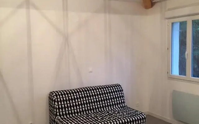 Studio Indépendant - Quartier Résidentiel