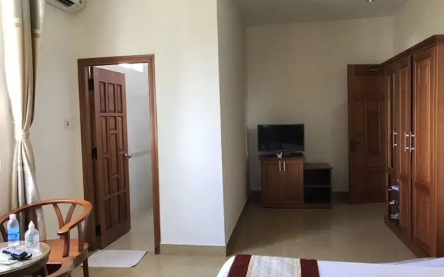 Minh Long Hotel