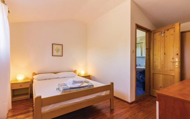 Amazing Home in Liznjan With Sauna, Wifi and 3 Bedrooms