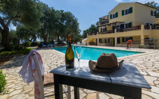 Villa Elaia Suites & Apartments No.1