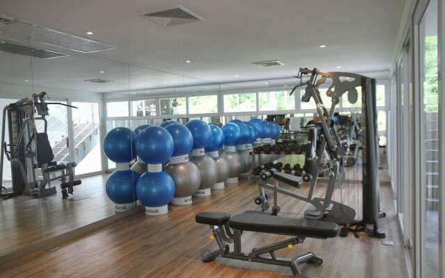 Апартаменты Apartment With 2 Bedrooms in Phuket, With Wonderful sea View, Shared Pool, Furnished Balcony - 2 km From the Beach пляж Ката