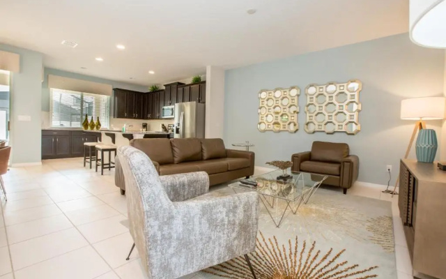 Beautiful Furnished Townhome w/ Private Pool!