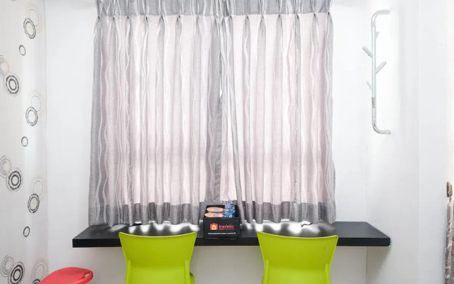 Contemporary Studio Apartment at Taman Melati Margonda By Travelio