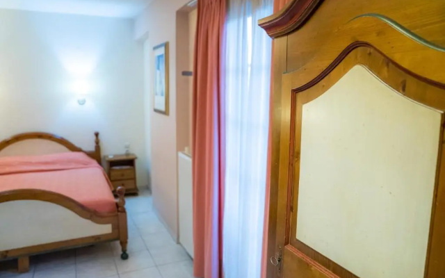 Yiannis Apartments