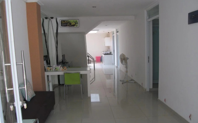Guest House 8