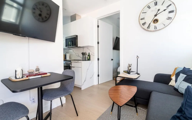 Scandinavian-style 1BR Apartment Built 2024 p80
