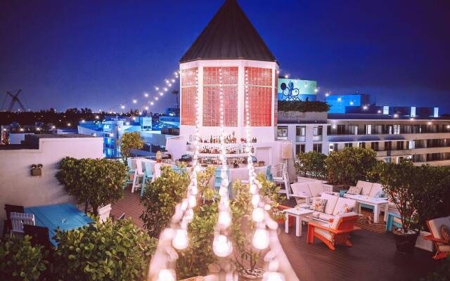 Townhouse Hotel вид на фасад