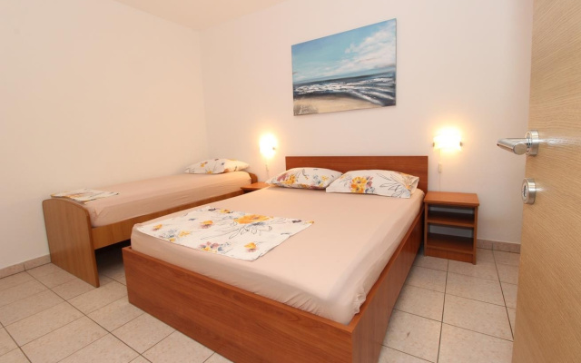 Apartment UGA - perfect location: A4 -  Sanja Mandre, Island Pag
