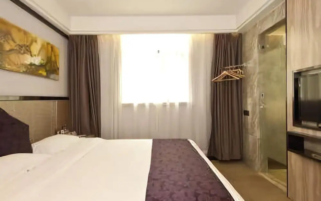 Super 8 Hotel