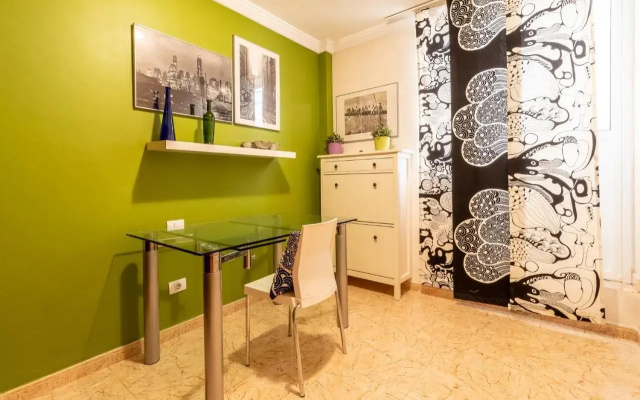 Flatguest Ingenio + 2 Bdr + Wifi + 4PAX