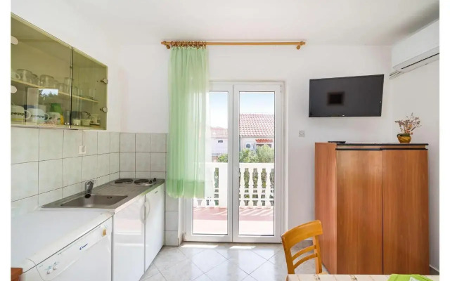 Apartment Nikice Gundica VI