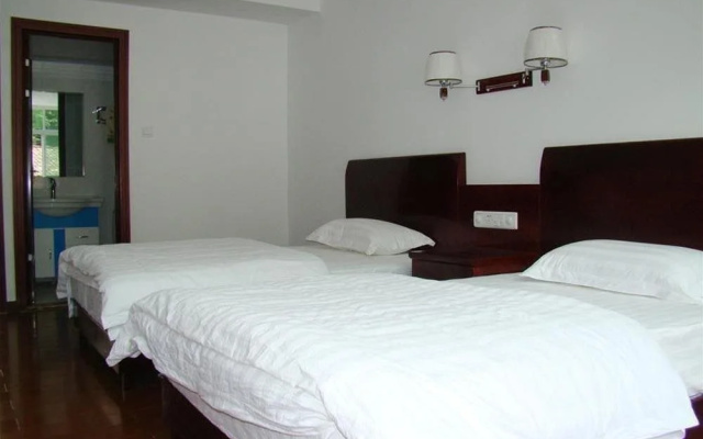 Jiuhua Mountain Caihong Hotel