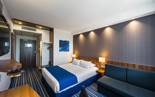Holiday Inn Marseille Airport by IHG