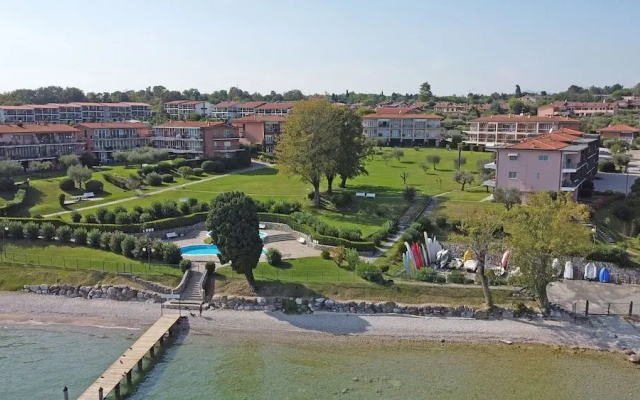 Specchio sul Lago in Manerba del Garda