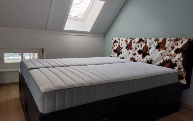 Comfortable Holiday Home With hot tub