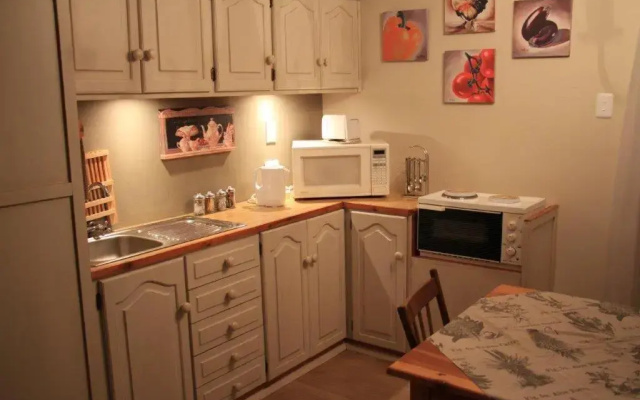 La Pension Guest House