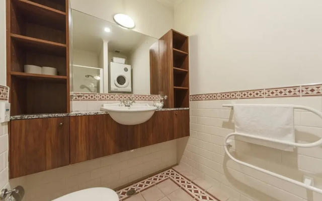 QV Luxury Sea View Apartment - 581