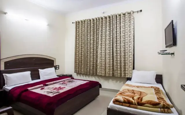 Hotel GS Paradise