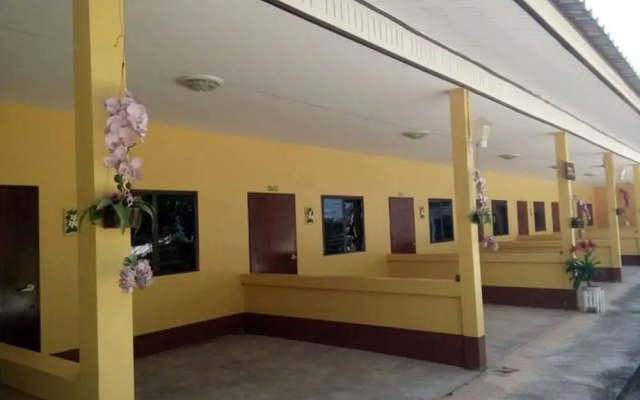 Golden Homes Resort