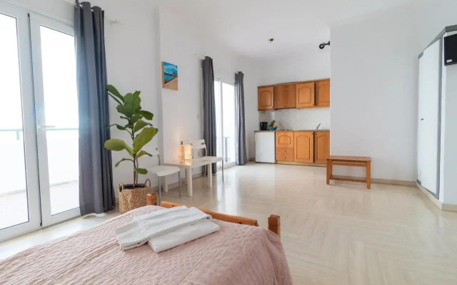 Kantaros Apartments