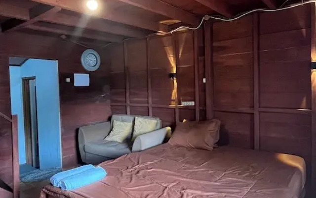 Quen'z Cabin