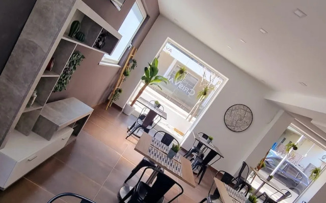 Hotel Crisvan