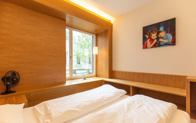 Hyve Hotel Basel - Hostel