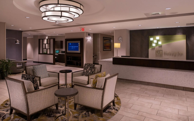 DoubleTree by Hilton Raleigh Crabtree Valley