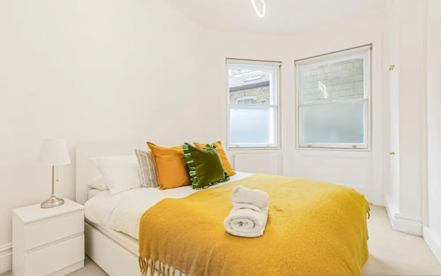 8 Million Home Cadogan Square Access