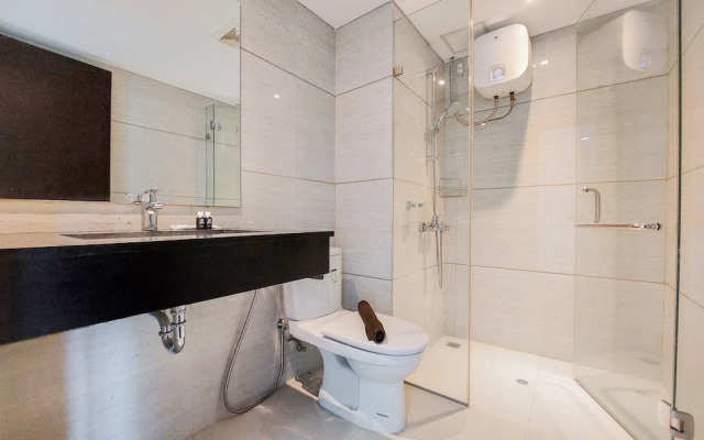 Nice And Fancy Studio Loft At Brooklyn Alam Sutera Apartment