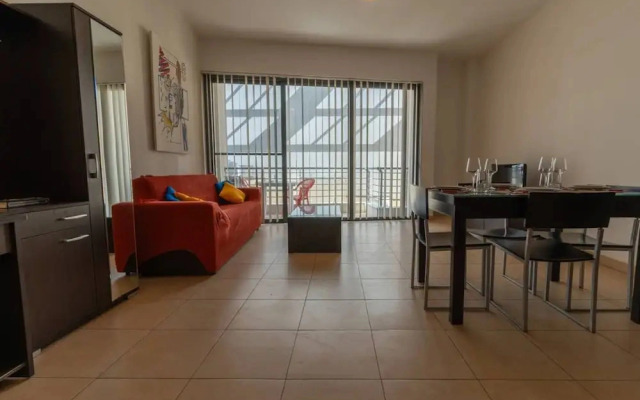 The King at Roulette Modern Apartment Paceville