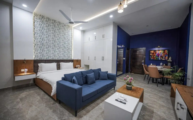 The Mark Suites