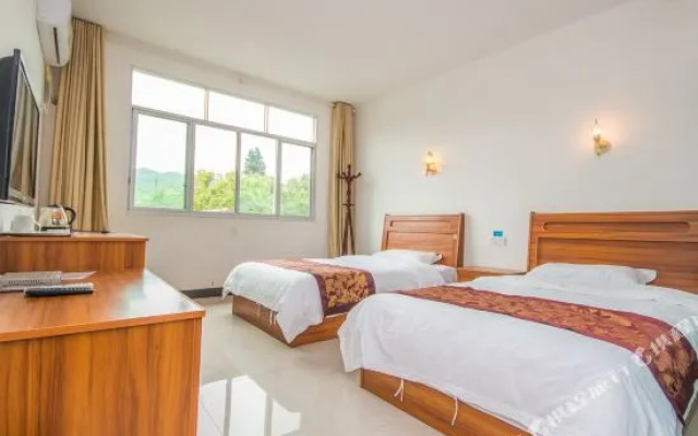 Southern Sichuan Bamboo Sea Colorfulsunshin · Wanshunhao Hotel