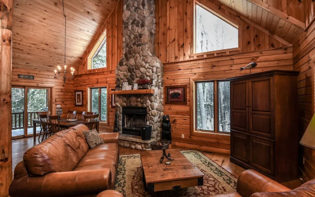 Rocky Top 4 Bedroom House