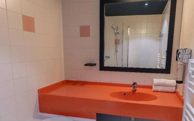 Olivarius Apart Hotel Lille Villeneuve D'Ascq